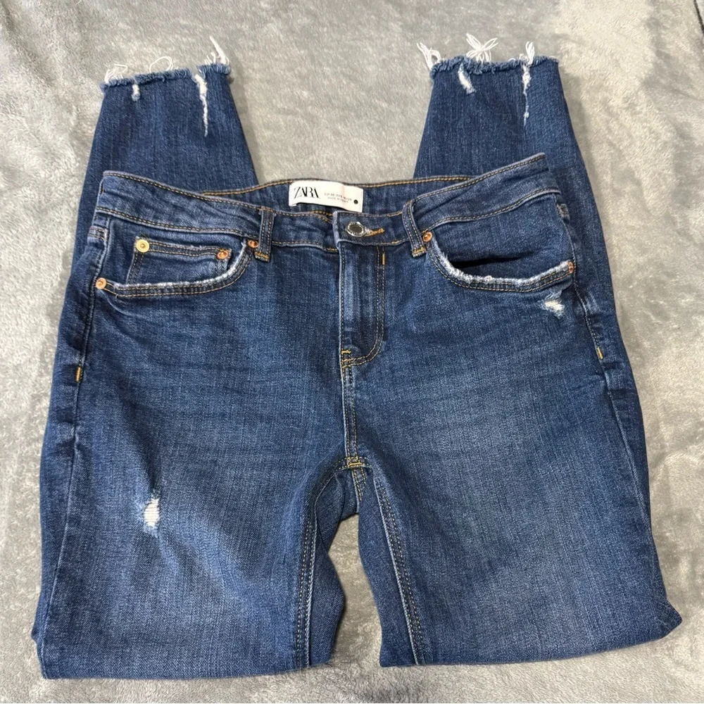 Zara Skinny Distressed Raw Hem Jeans